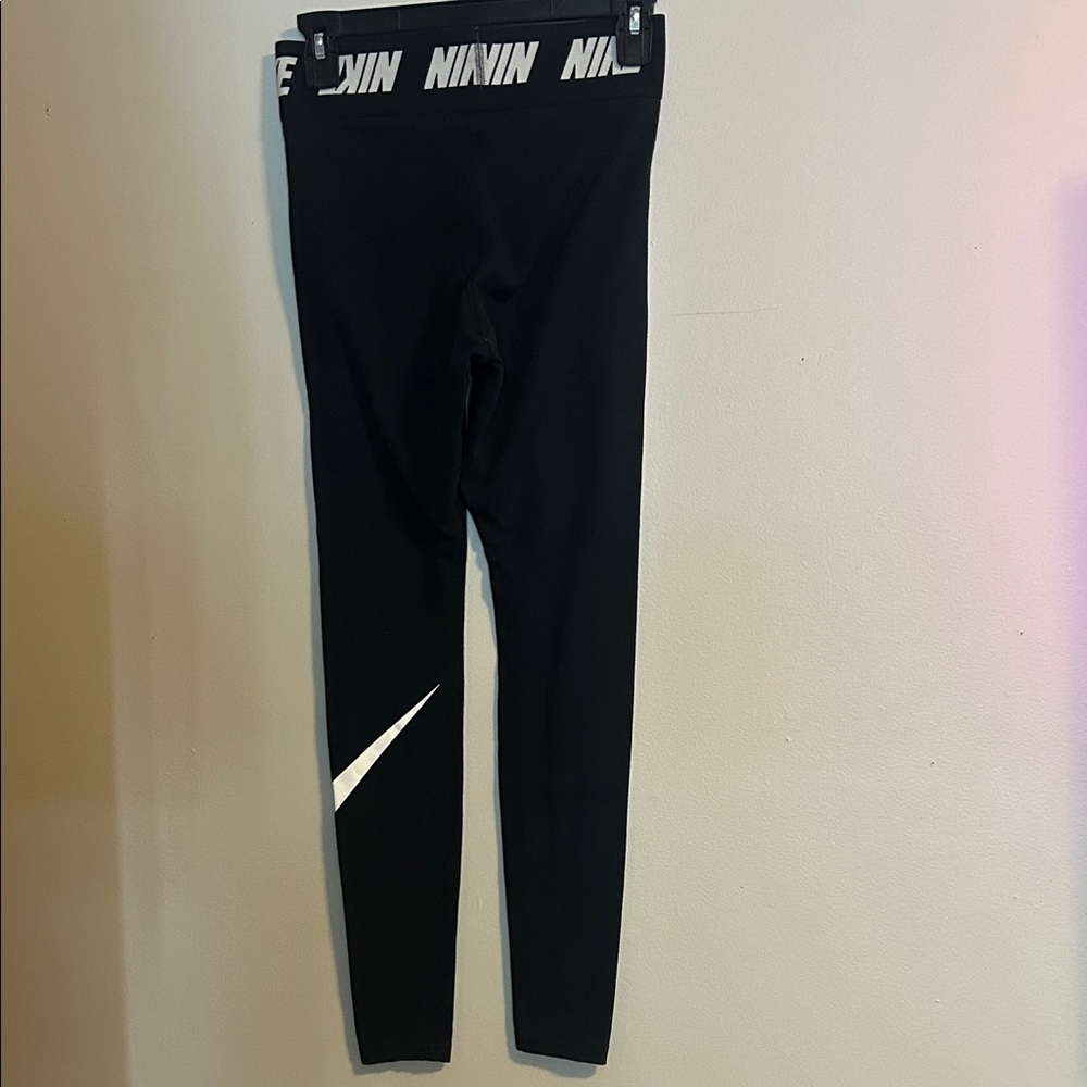 Nike Black Leggings with White Logo - Picture 4 of 4